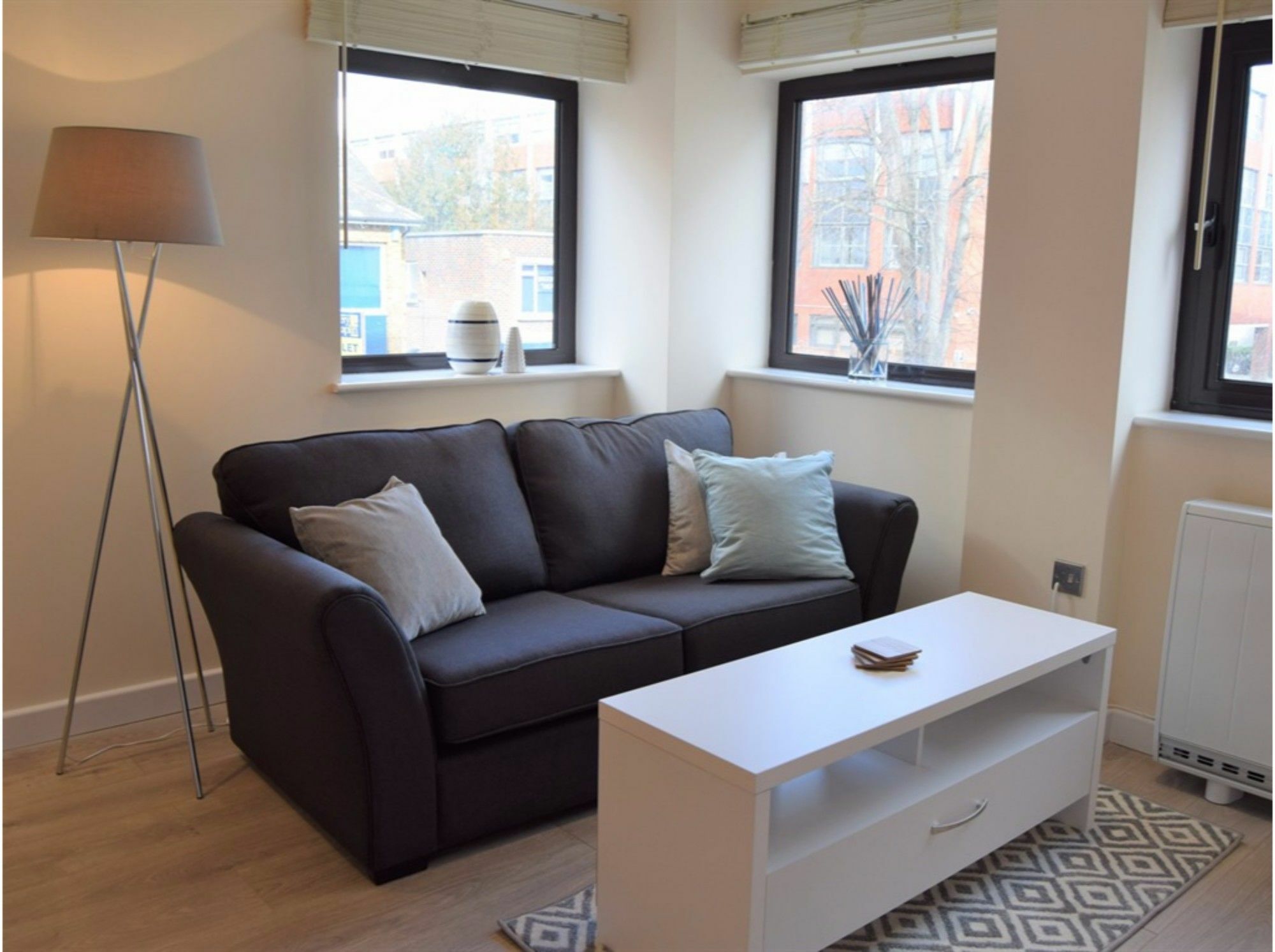 Morland Apartments - Ромфорд Екстериор снимка
