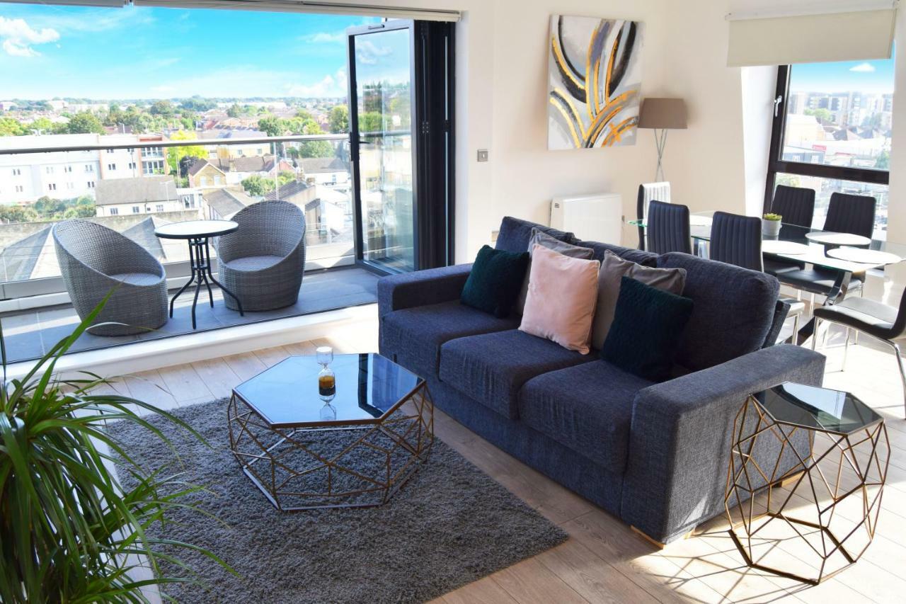 Morland Apartments - Ромфорд Екстериор снимка